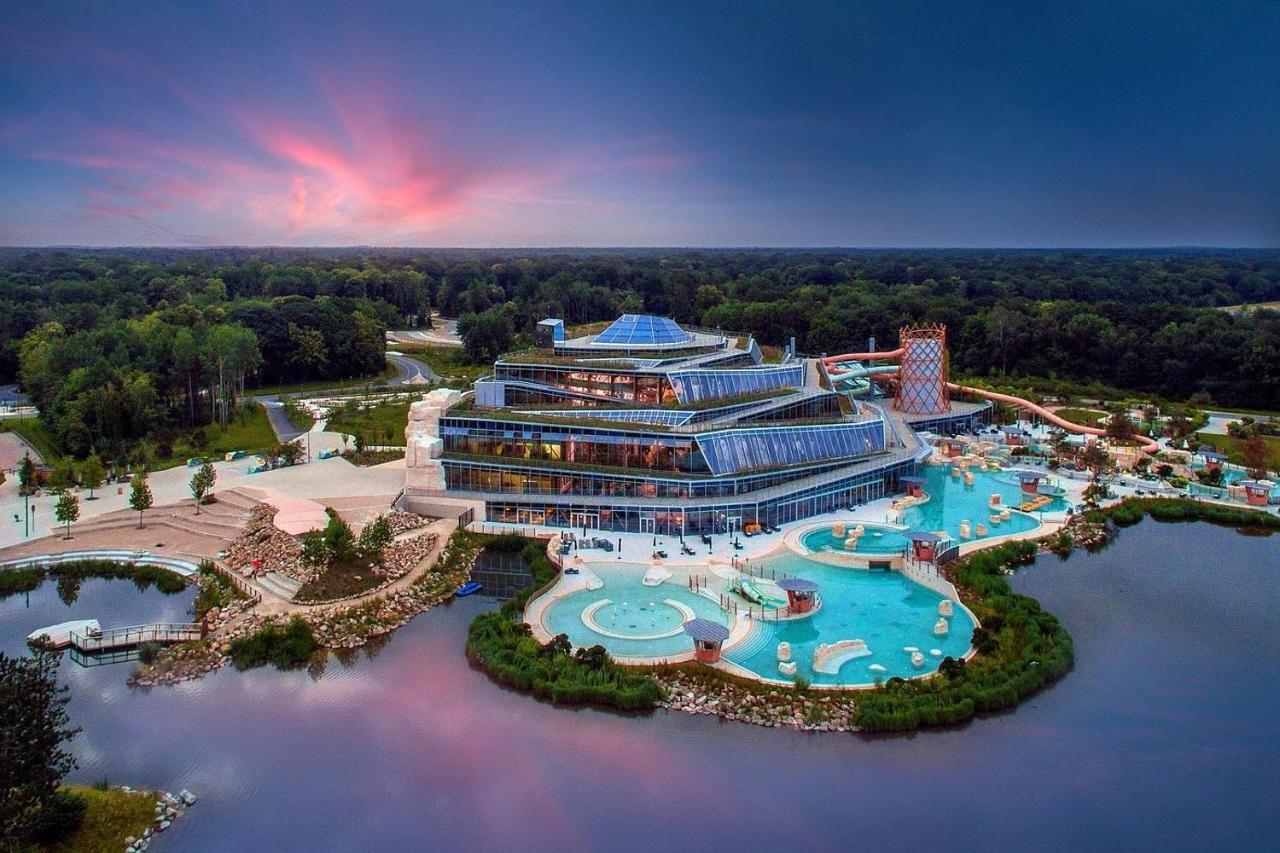 *Disneyland-Paris* 10 Pers, Wifi, 2 Parkings Chessy  Luaran gambar